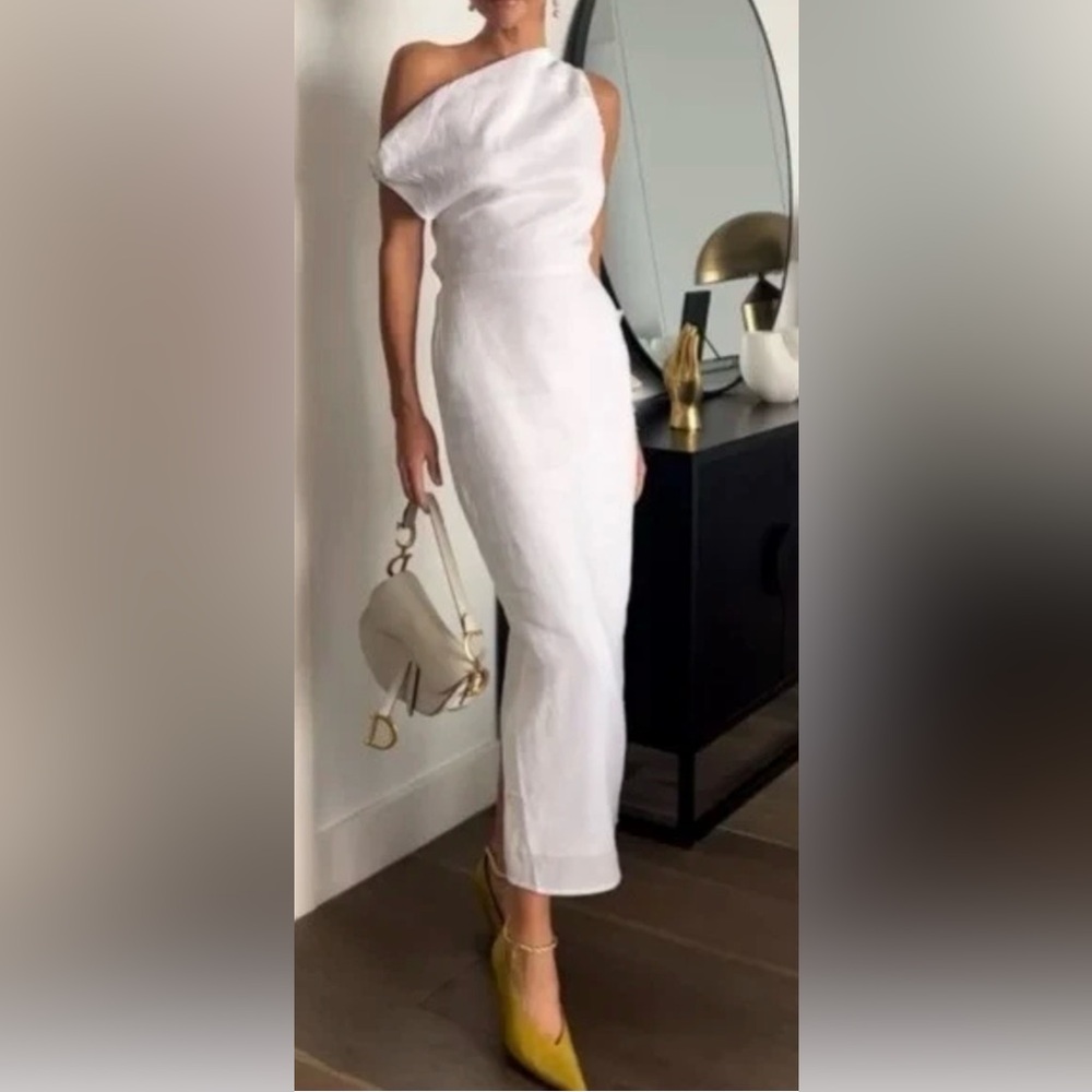 DISSH White One-Shoulder Linen Maxi Dress